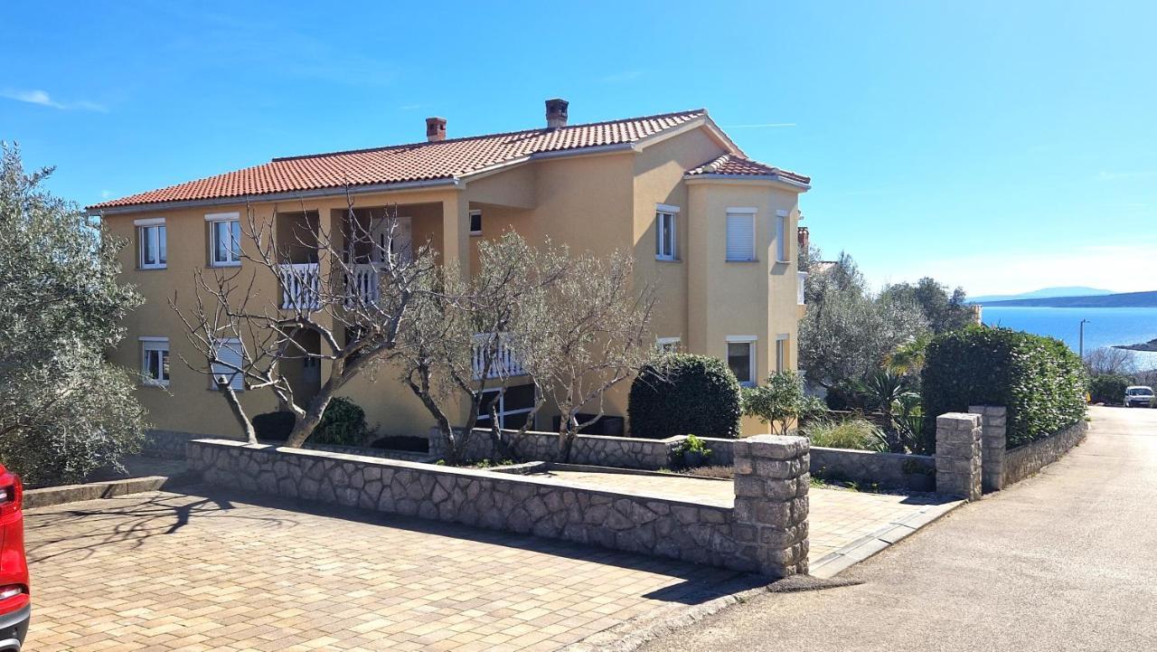 Apartments Ana & Ivan Krk Town Exterior photo